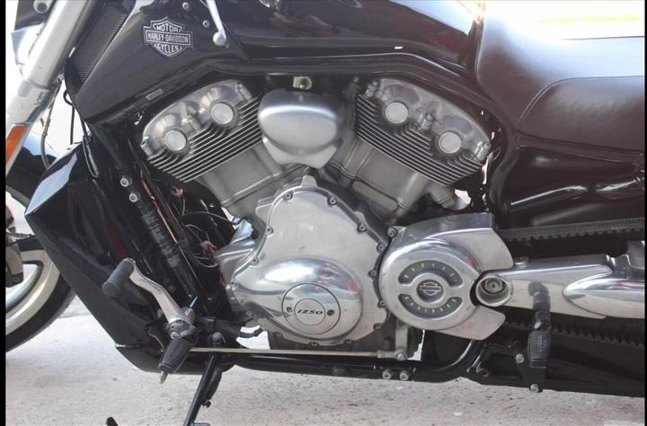 $8900 : Harley Davidson V Rod image 4