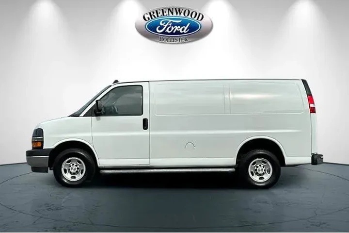 $32991 : Chevrolet Express 2023 2500 image 7