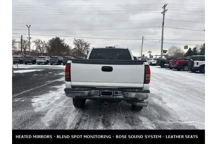 $11995 : GMC Sierra 2500HD 2004 4dr E image 9