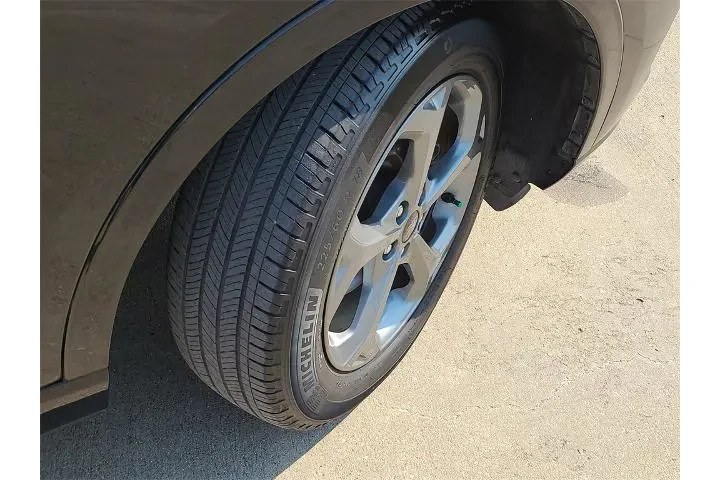 $18993 : Ford Escape 2024 ST-Line 4dr image 7