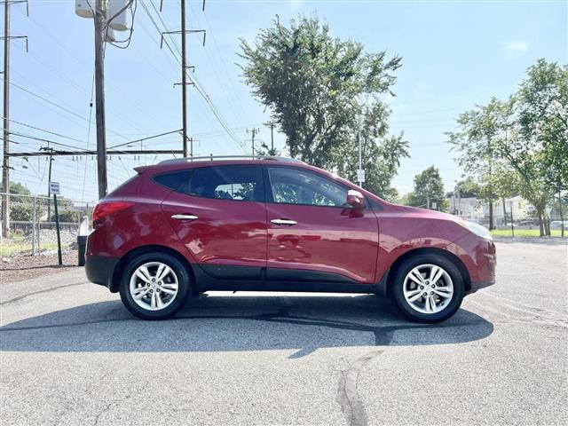 $6500 : 2012 HYUNDAI TUCSON image 8