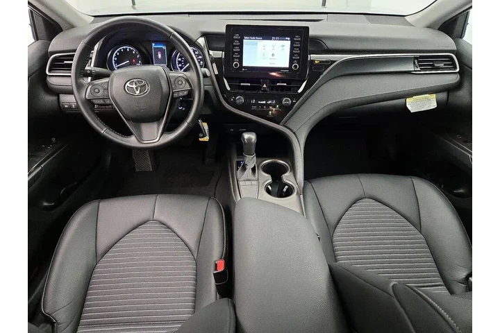 $26998 : Toyota Camry 2023 SE 4dr Sed image 10
