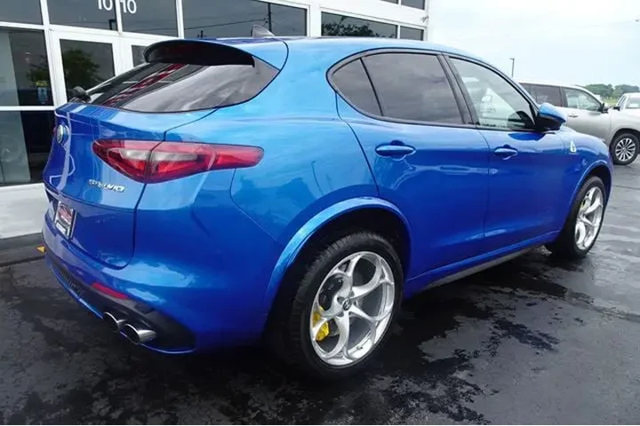 $42999 : 2020 Alfa Romeo Stelvio image 8