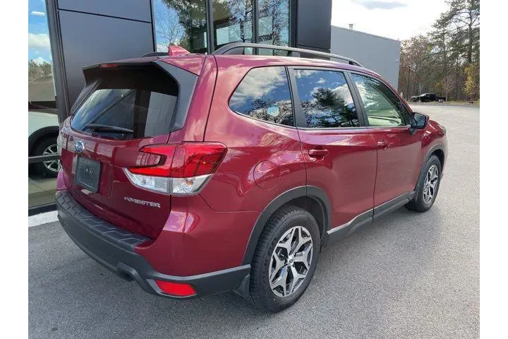 $17500 : Subaru Forester 2019 AWD Pre image 6
