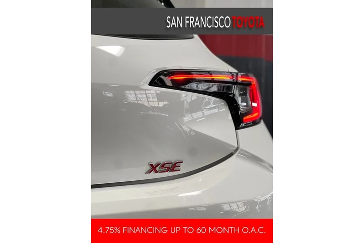 $27588 : Gold Certified 2025 Corolla H image 10