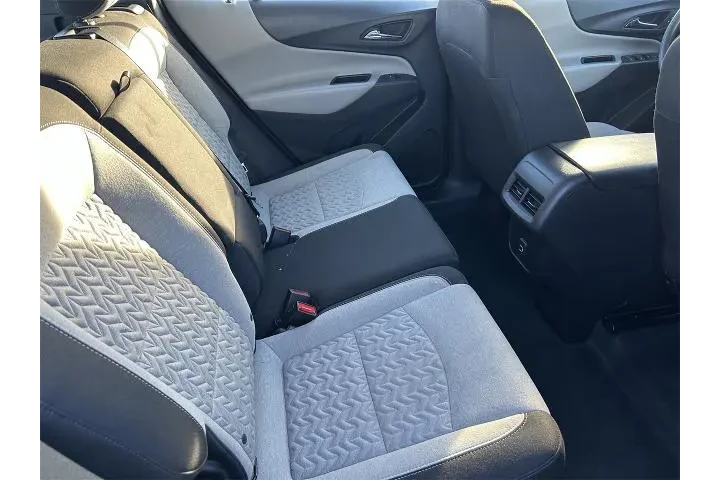 $18038 : Chevrolet Equinox 2024 4x4 L image 7