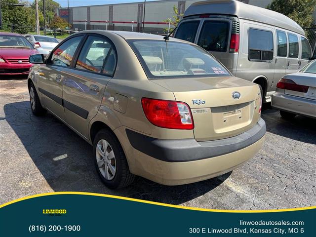 $3200 : 2008 KIA RIO2008 KIA RIO image 7