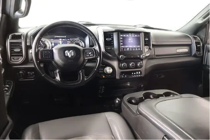 $34009 : Ram 2500 2019 4x4 Power Wago image 2