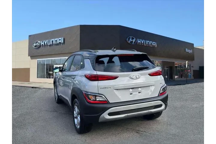 $18588 : Hyundai KONA 2023 AWD SEL 4d image 6