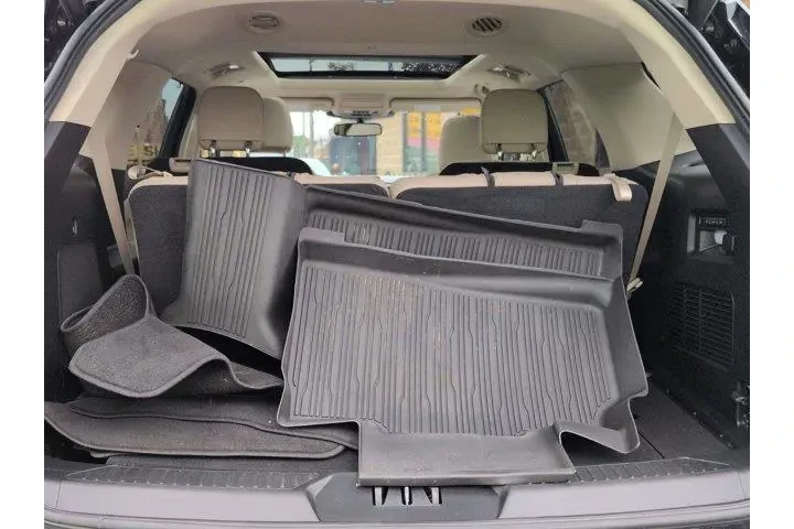 $33887 : Ford Explorer Hybrid 2022 AW image 6