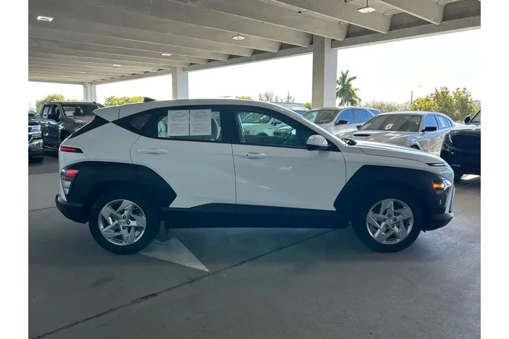 $20995 : Hyundai KONA 2024 SE 4dr Cro image 4