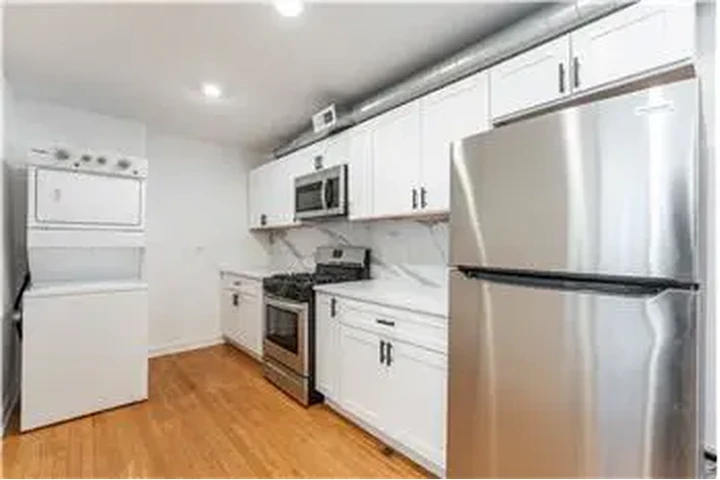 $2595 : Rental property with 2 bedro image 10