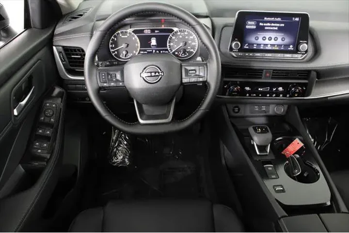 $31987 : Nissan Rogue 2026 Dark Armor image 7