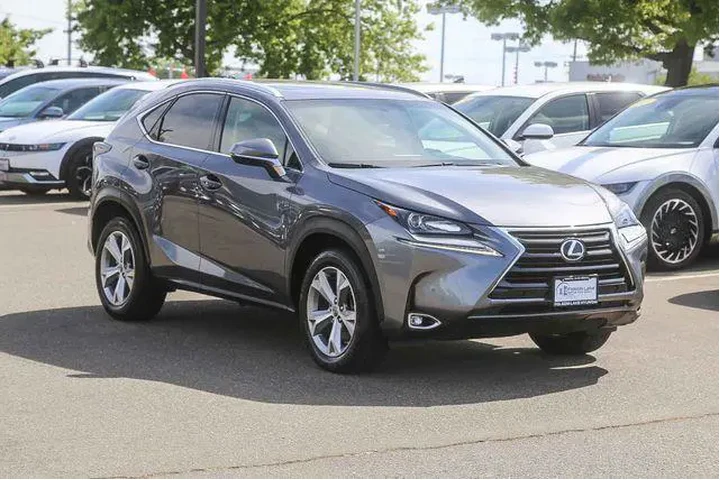 $18491 : Lexus NX 200t 2017 4dr Cross image 6