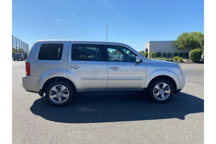 $13750 : 2012 Pilot EX-L image 7