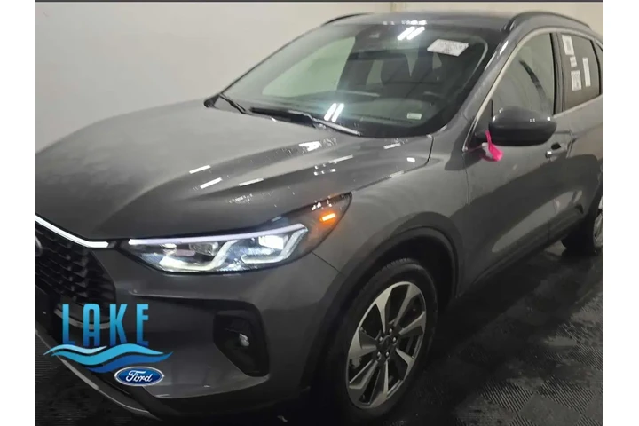 $26317 : Ford Escape 2025 AWD Platinu image 1