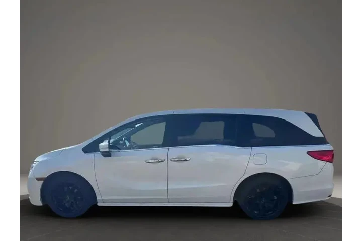 $18900 : 2019 Odyssey Touring image 3