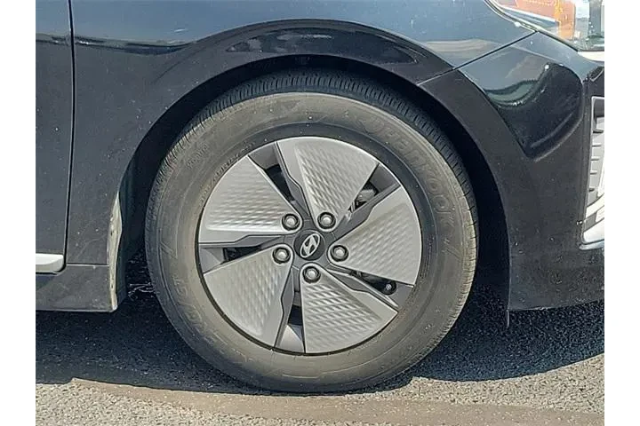 $20277 : Hyundai IONIQ Hybrid 2022 SE image 8