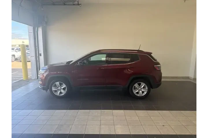 $18420 : Jeep Compass 2022 Latitude 4 image 1