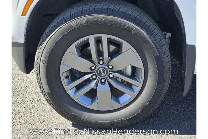 $35649 : Nissan Frontier 2025 4x4 PRO image 9