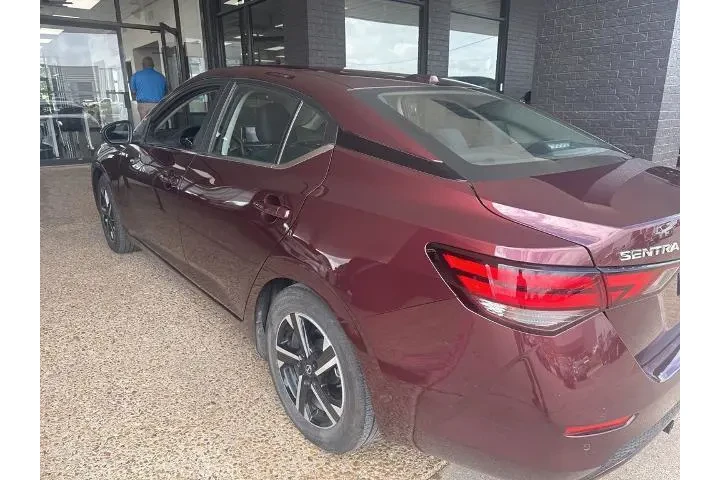 $20953 : Nissan Sentra 2024 SV 4dr Se image 3