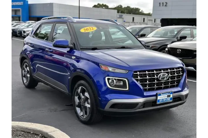 $15999 : Hyundai VENUE 2022 Limited 4 image 5
