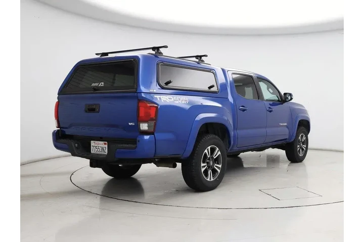 $33998 : Toyota Tacoma 2018 4x4 TRD S image 8