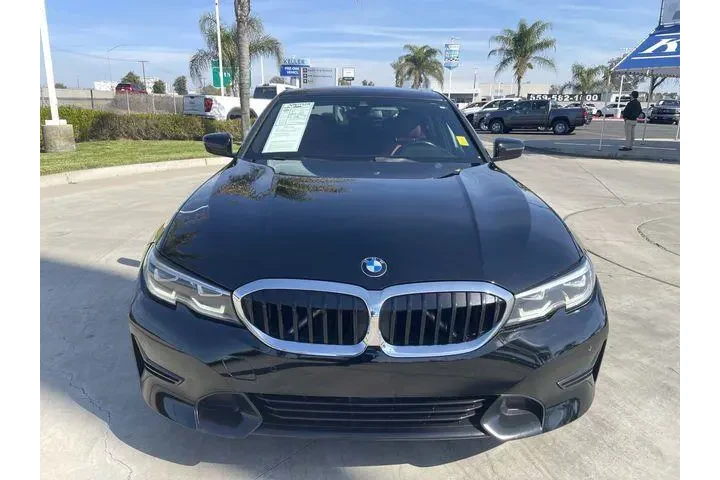 $25867 : BMW 3 Series 2022 330i 4dr S image 3