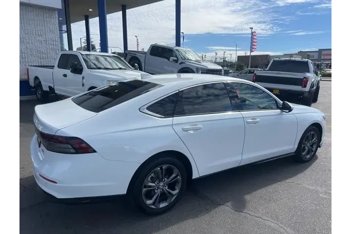 $33988 : Honda Accord Hybrid 2025 EX- image 7