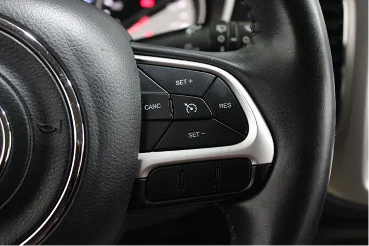 $18957 : Jeep Compass 2018 Latitude 4 image 10