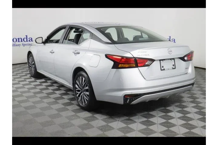 $25875 : Nissan Altima 2025 AWD 2.5 S image 5