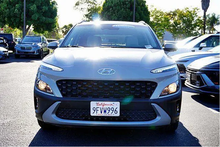 $18570 : Hyundai KONA 2023 SEL 4dr Cr image 5