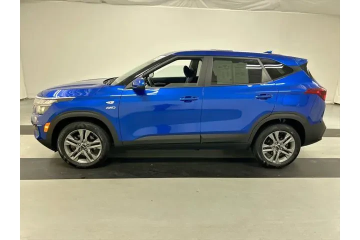 $20279 : Kia Seltos 2023 AWD LX 4dr S image 6