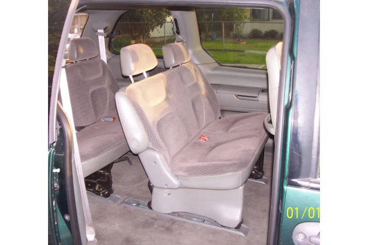 $1695 : OBO VAN DODGE 1999 EXELENTE image 3