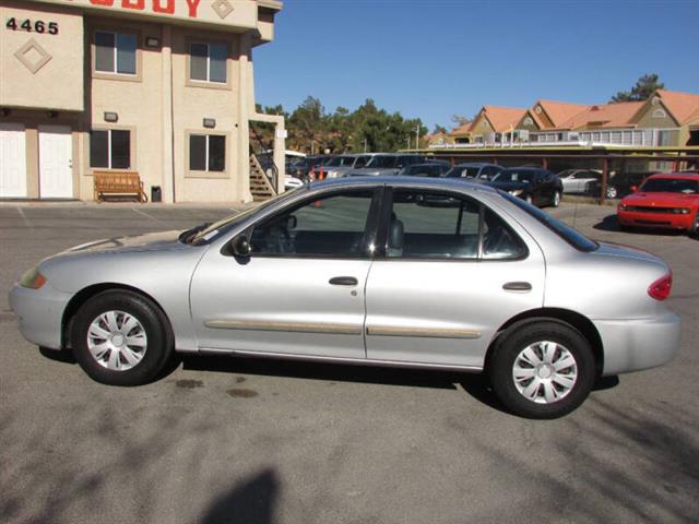 $3995 : 2004 Cavalier image 7