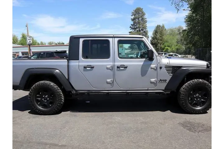 $29699 : Jeep Gladiator 2020 4x4 Spor image 8
