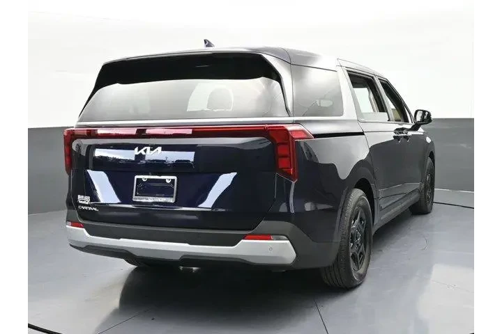 $34991 : Kia Carnival 2025 LX 4dr Min image 5