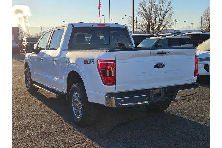 $39103 : Ford F-150 2023 4x4 XLT 4dr image 5