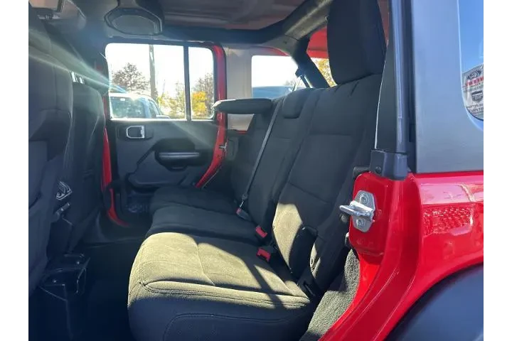 $18775 : Jeep Wrangler Unlimited 2018 image 6