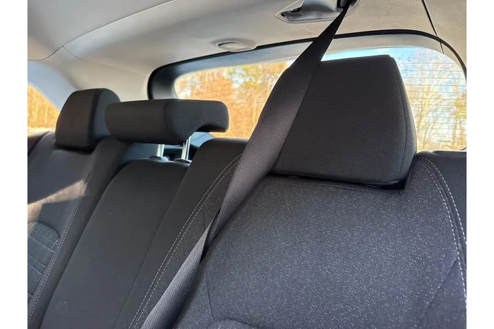 $26277 : Honda HR-V 2025 AWD LX 4dr C image 9