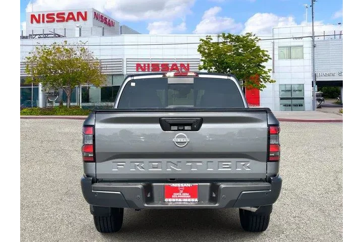 $33950 : Nissan Frontier 2026 4x2 S 4 image 3
