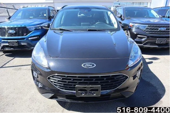 $23447 : Ford Escape 2022 AWD SEL 4dr image 2