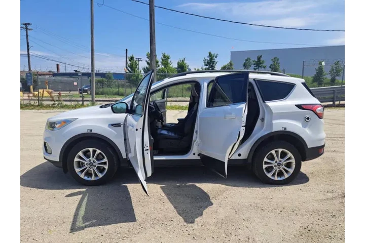 $8899 : 2018 Escape SEL image 8