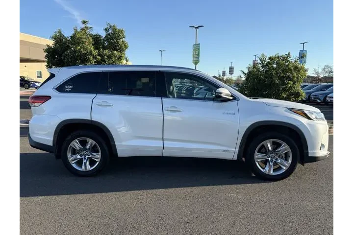 $26991 : Toyota Highlander Hybrid 201 image 10