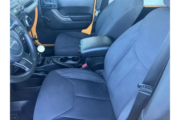 $11990 : Jeep Wrangler 2013 4x4 Sport image 10