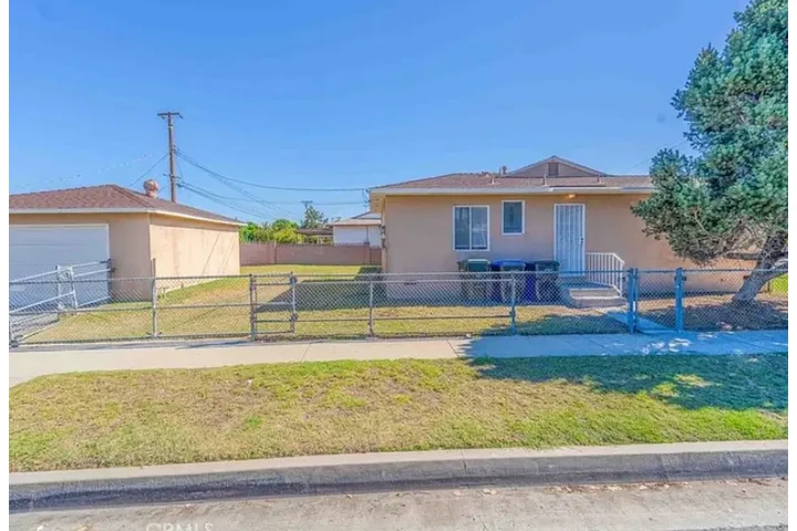 $2880 : CASA🐱near USC & downtown LA🐶 image 1