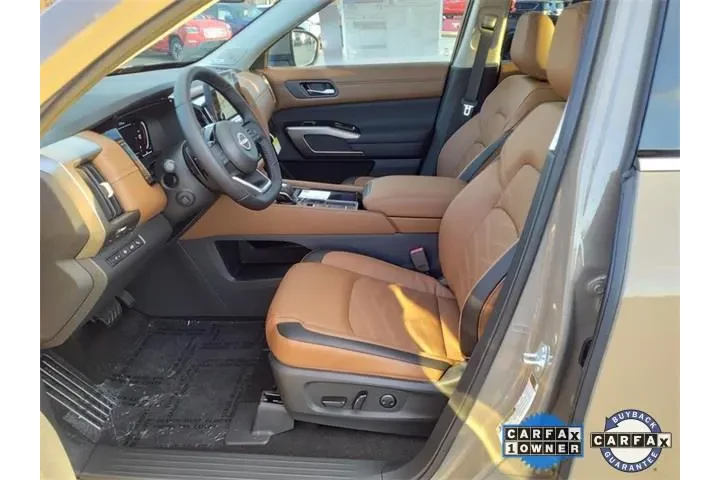 $37895 : Nissan Pathfinder 2024 Plati image 6