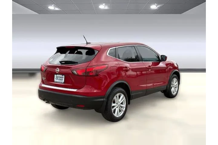 $15898 : Nissan Rogue Sport 2018 S 4d image 8