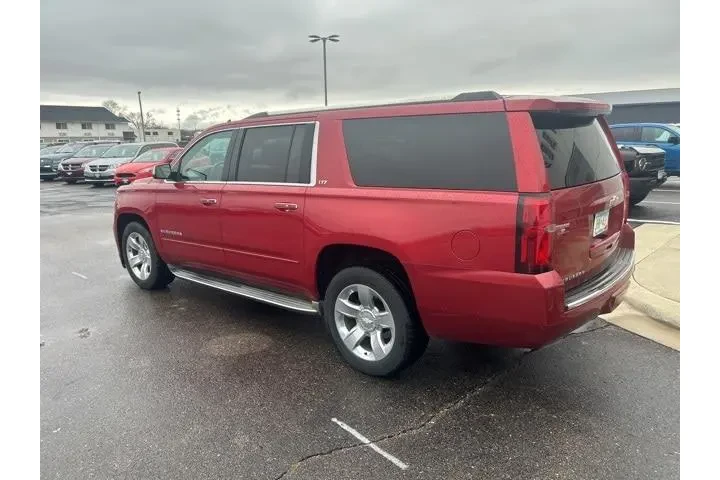 $17990 : Chevrolet Suburban 2015 4x4 image 7