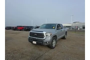 $36900 : Toyota Tundra 2020 4x2 SR5 4 thumbnail